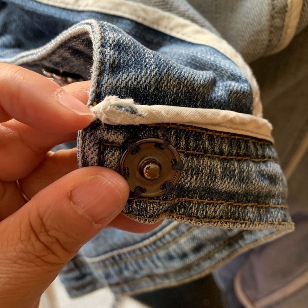 Gently Loved Brighton Denim Jacket Beautiful!! - Picture 12 of 15